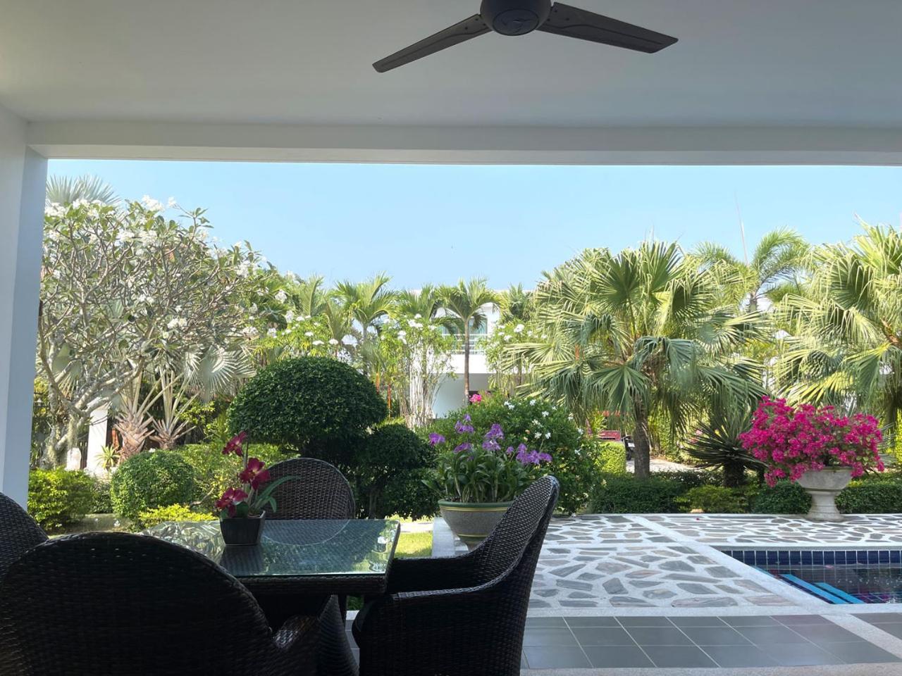 Seabreeze Villa Rayong Kültér fotó